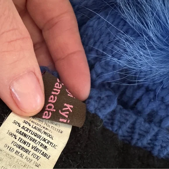 KYI KYI CANADA Electric Blue Wool Knit Fox Fur Pom Pom Fleece Lined Beanie Hat - Picture 5 of 5